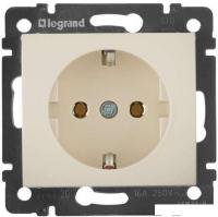 Розетка Legrand Valena 774320