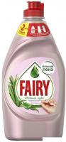 Средство для мытья посуды Fairy Нежные ручки Розовый жасмин и алоэ вера 900 мл