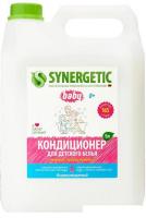 Кондиционер для белья Synergetic Нежное прикосновение 5 л