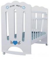 Классическая детская кроватка VDK Little Heart колесо-качалка (белый)