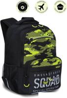 Школьный рюкзак Grizzly RB-254-3 (черный/салатовый)