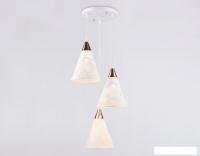 Подвесная люстра Ambrella Traditional TR8433/3 WH/FGD (белый/золото)