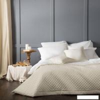 Набор текстиля для спальни Pasionaria Каспиан 230x250 с наволочками (молочный)