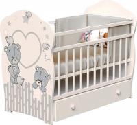 Классическая детская кроватка VDK Forever friеnds фигурнаяспинка, маятник, ящик, опускная планка (сл