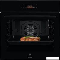 Электрический духовой шкаф Electrolux SurroundCook 500 SteamBake COD8H39Z