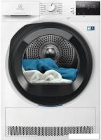 Сушильная машина Electrolux PerfectCare 700 EW7D285UE