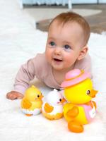 Интерактивная игрушка Om&Mom Уточка и утята 40697