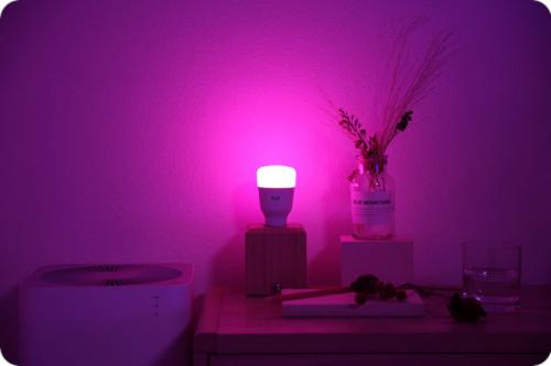 Лампочка Yeelight Smart LED Bulb W3 Multiple Color YLDP005. Фото 4 в описании