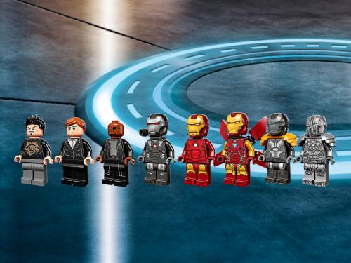 Lego Super Heroes Арсенал Железного человека 496 дет. 76216. Фото 5 в описании