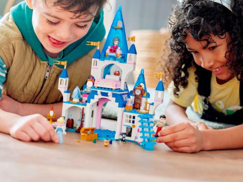 Lego Disney Princess Замок Золушки и Прекрасного принца 365 дет. 43206. Фото 7 в описании