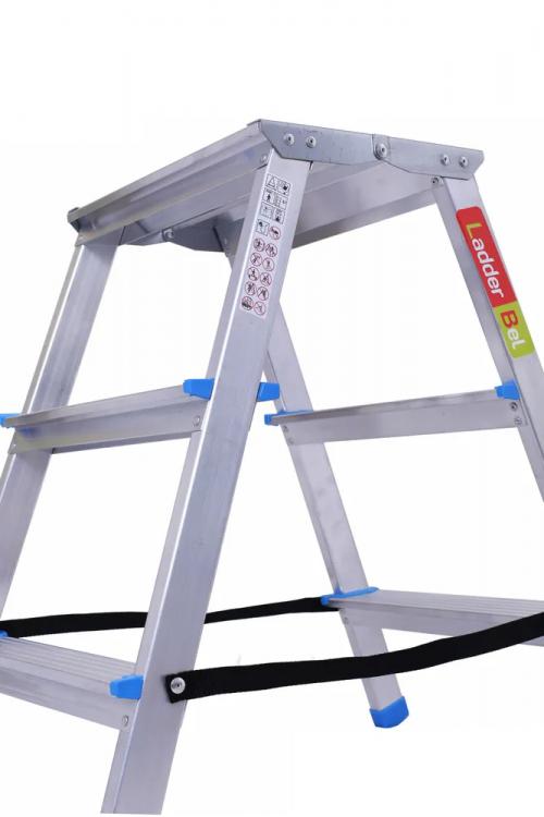 Стремянка LadderBel 3 ступени двухсторонняя с широкой площадкой Aluminum. Фото 3 в описании